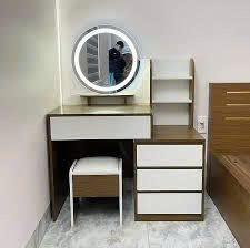 Bàn trang điểm 1