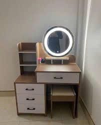 Bàn trang điểm 4